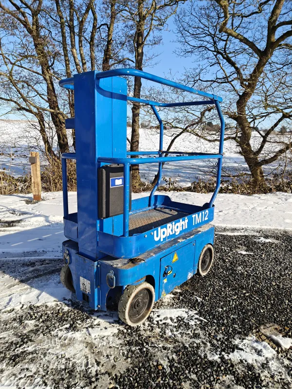 UpRight TM12 - ENGROS