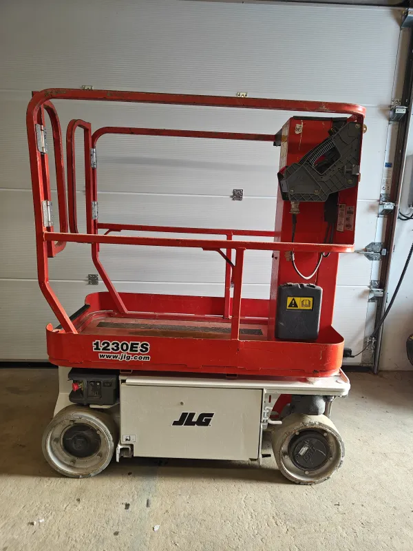 JLG 1230ES Rød/Hvid