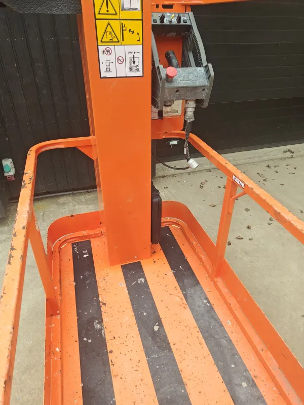 JLG 1230ES